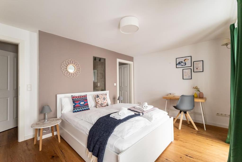 Neat 1Br Duplex By Metro And Center By Hm Leilighet Wien Eksteriør bilde
